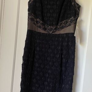 Maggy London Black Sheath Mini Dress V-Neck Sleeveless